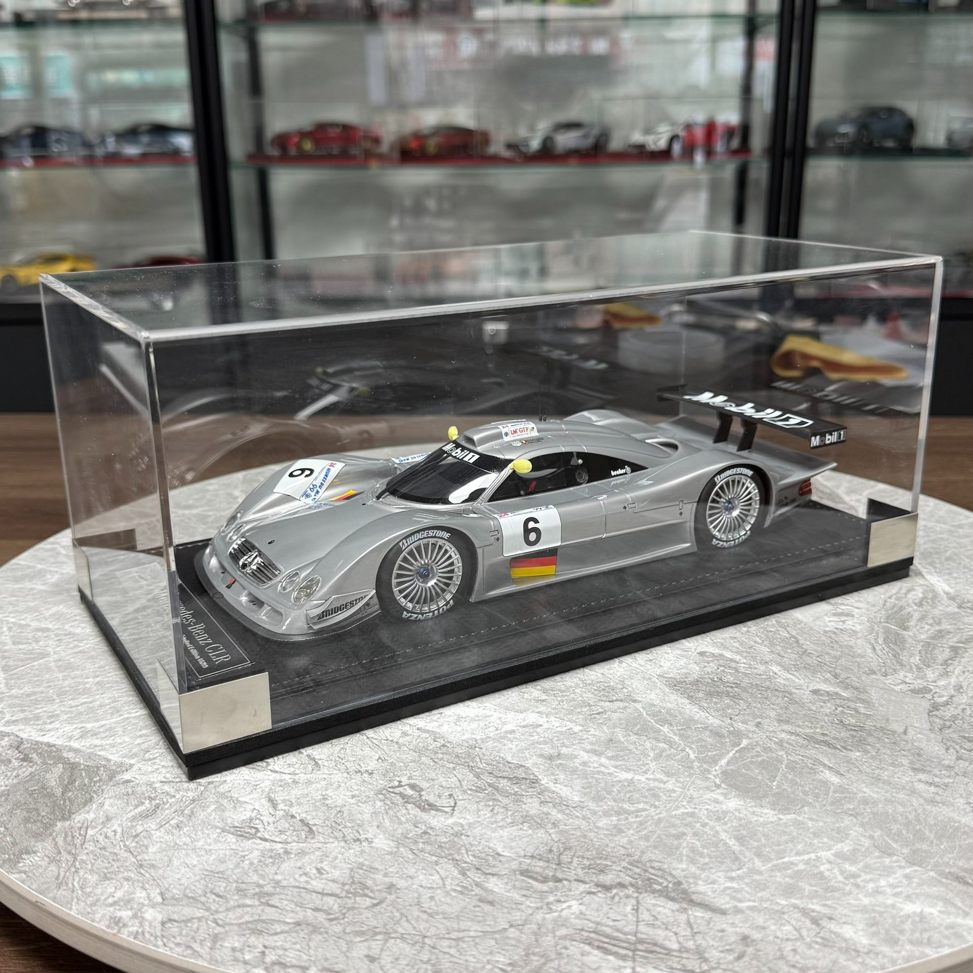 IVY Model Mercedes-Benz CLR 1:18 Resin Model image 9