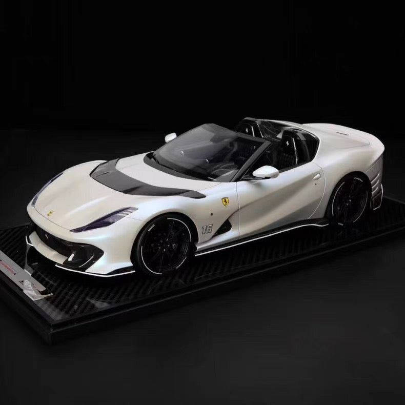 BBR 1/12 Ferrari 812 Competizione Aperta Resin Model Iridescent White
