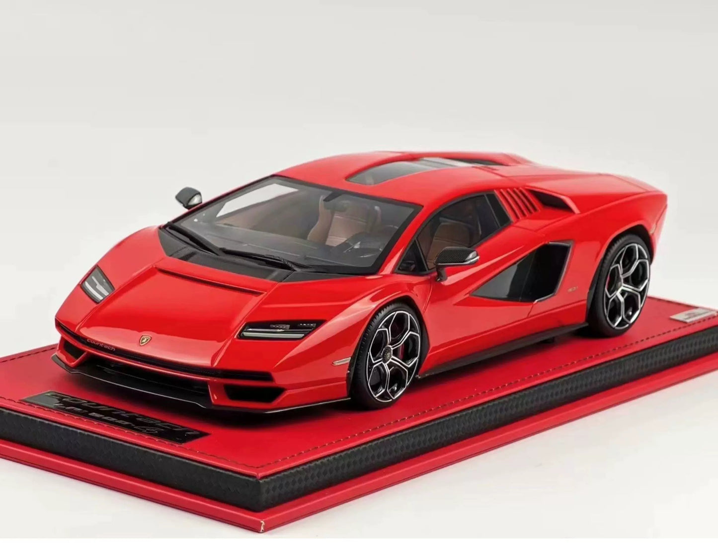 MR 1/18 Lamborghini Countach LPI 800-4 Red Resin Model