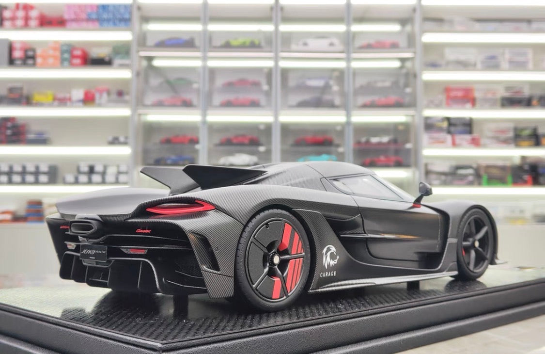 FA 1/18 Koenigsegg Jesko Full Carbon FA157