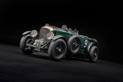 Amalgam 1:18 Bentley Blower Le Mans Vintage Racing Car Resin Model