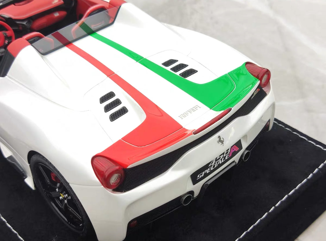 HH 1/18 Ferrari 458 Speciale Aperta Resin Model – Pearl White – HH335