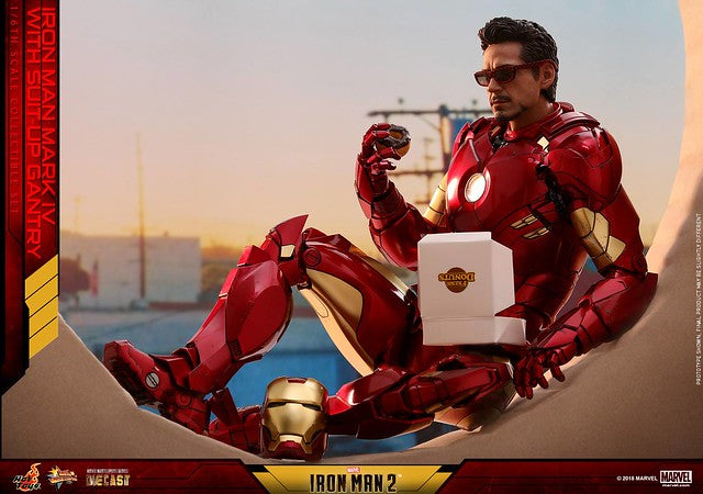 Hot Toys 1/6 Iron Man Mark IV with Suit-Up Gantry Diecast Set MMS462D22