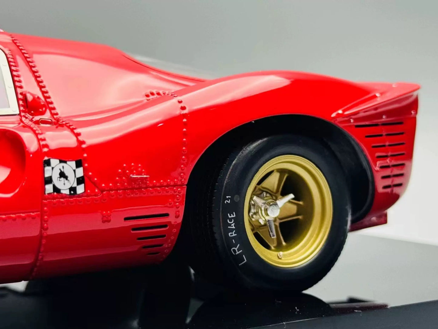 Amalgam 1/18 Ferrari 330 P4 Resin Model