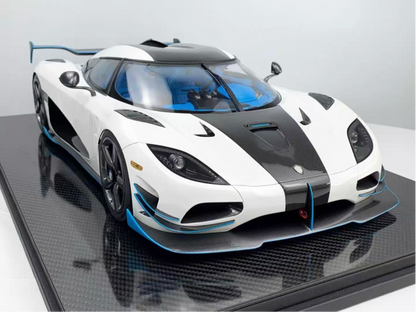 Frontiart 1/8 Koenigsegg Agera RS1 Pearl White Resin Model