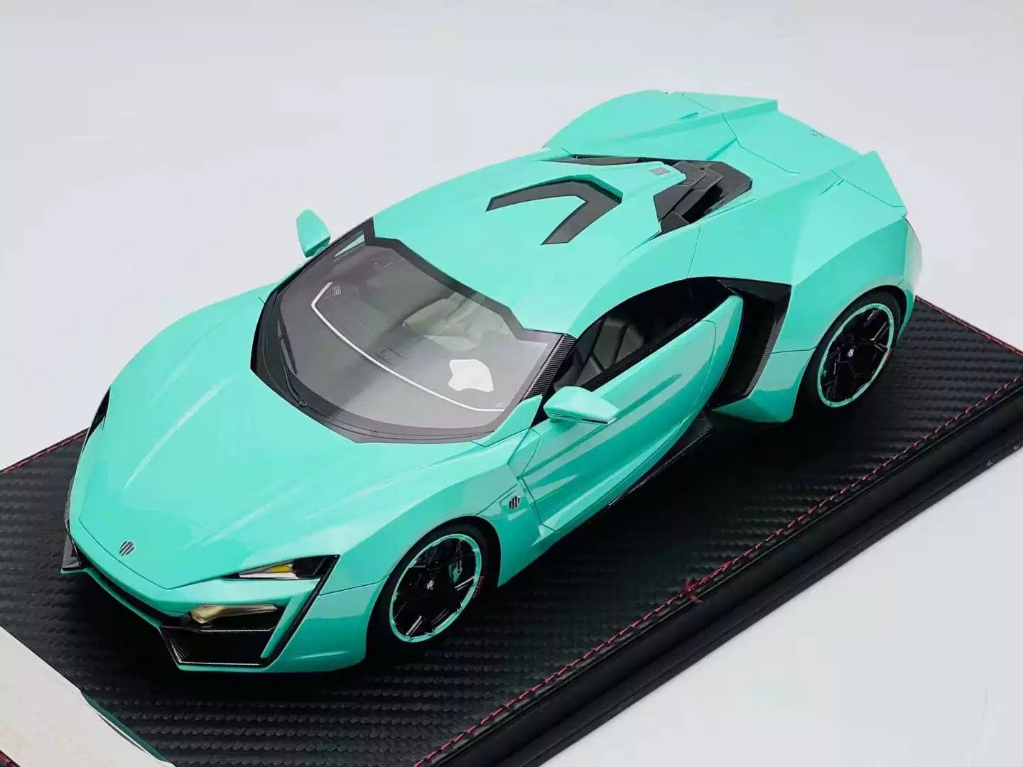 Frontiart 1/18 Lykan HyperSport Resin Limited Edition Model