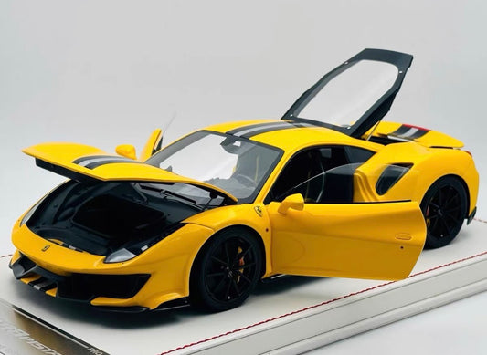DM Model 1/18 Ferrari 488 Pista Fully Open Resin Model Limited 10