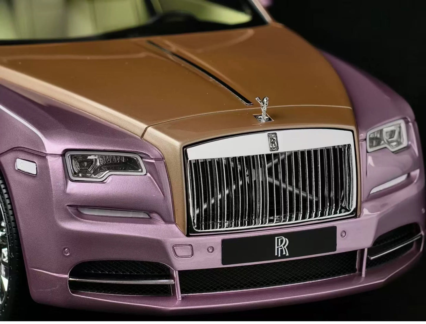 HH 1/18 Rolls-Royce Dawn Purple & Gold Two-Tone Resin Model