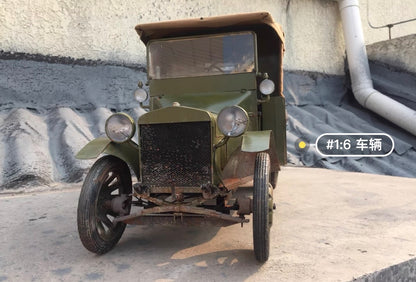 1/6 Scale WWII U.S. Ford Military Truck Model