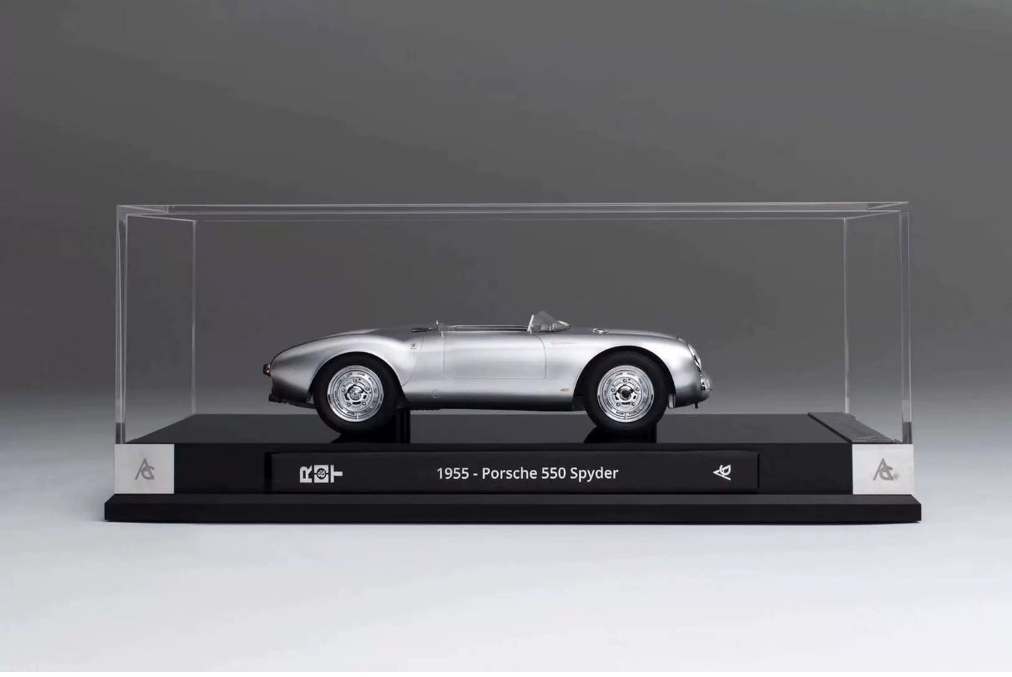 Amalgam 1/18 Porsche 550 Spyder Road & Track Resin Model