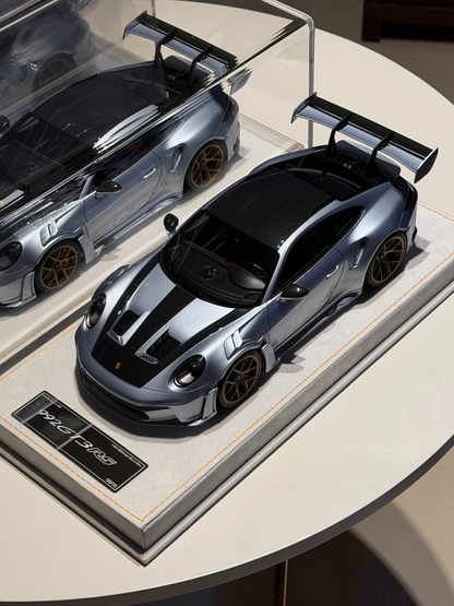 HH 1/18 Porsche 911 GT3 RS 992 Ice Blue Private Commission – Air Shipping