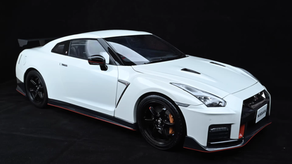 DeAgostini 1/8 Nissan GT-R R35 Full Built Model by Model Domain – Professional Handcrafted Edition