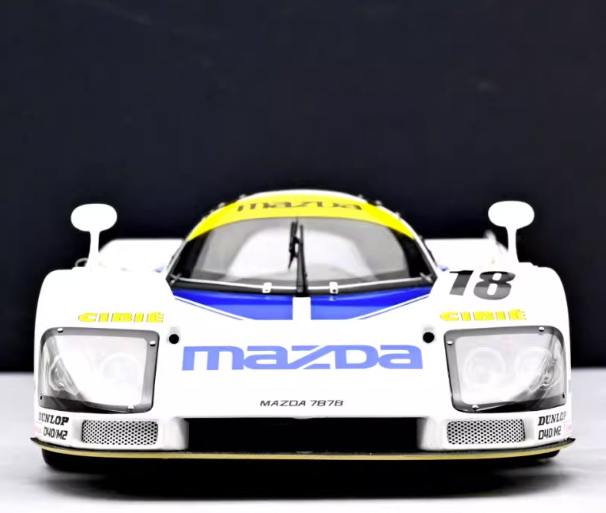 AUTOart 1:18 Mazda 787B #18 Le Mans 1991 White Blue Diecast Model