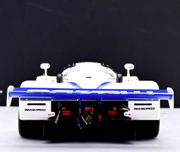 AUTOart 1:18 Mazda 787B #18 Le Mans 1991 White Blue Diecast Model