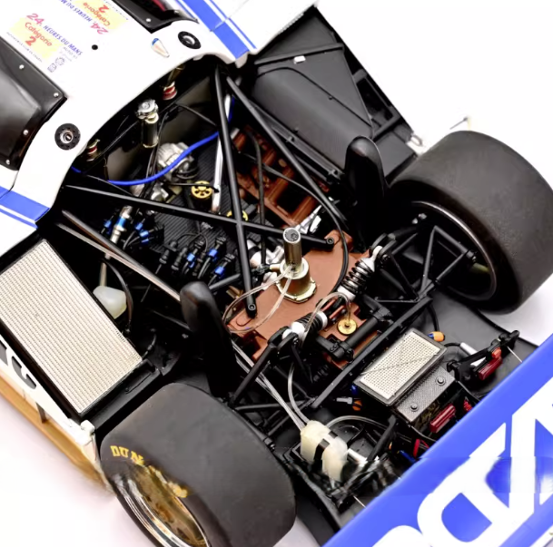 AUTOart 1:18 Mazda 787B #18 Le Mans 1991 White Blue Diecast Model