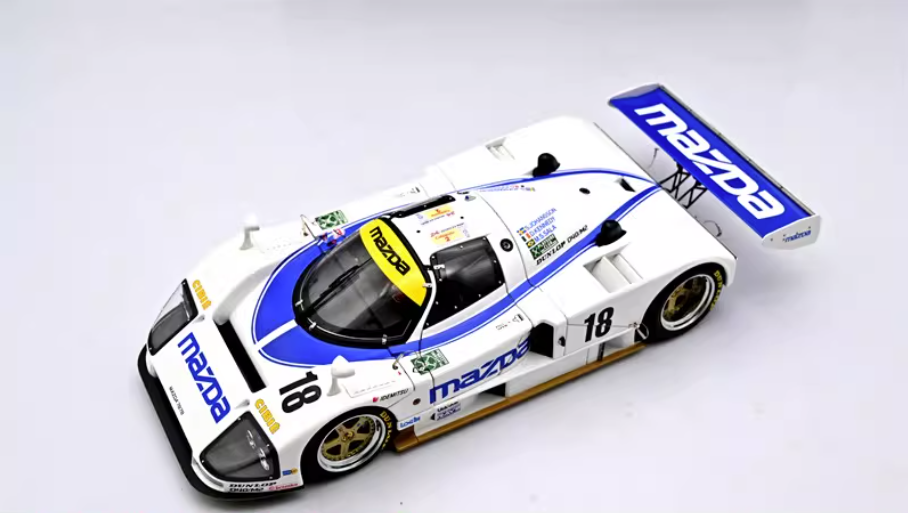 AUTOart 1:18 Mazda 787B #18 Le Mans 1991 White Blue Diecast Model