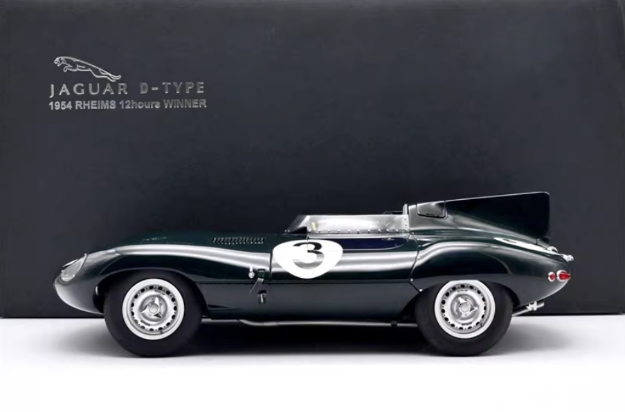 AUTOart 1:12 Jaguar D-Type #3 Le Mans Winner Diecast Model