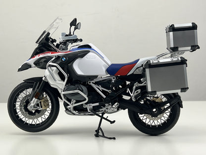 Custom-Built BMW R1250 GS 1:9 Scale Model by Meng – Precision Masterpiece
