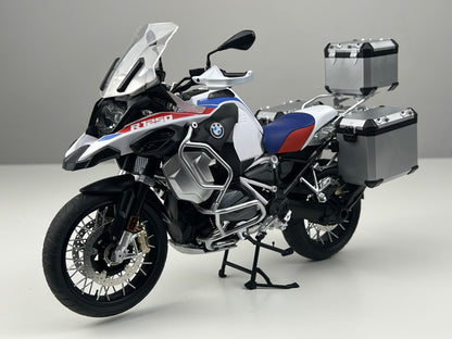 Custom-Built BMW R1250 GS 1:9 Scale Model by Meng – Precision Masterpiece