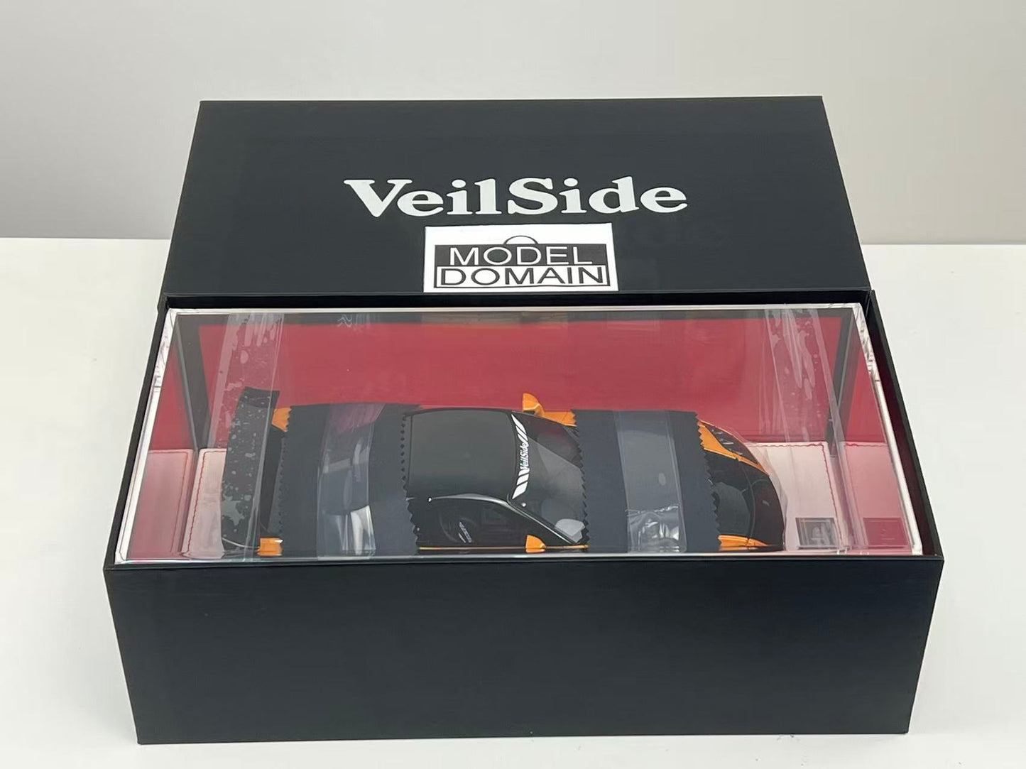 ONE MODEL 1:18 Mazda RX-7 (FD3S) VeilSide Fortune — Orange/Black Resin Model