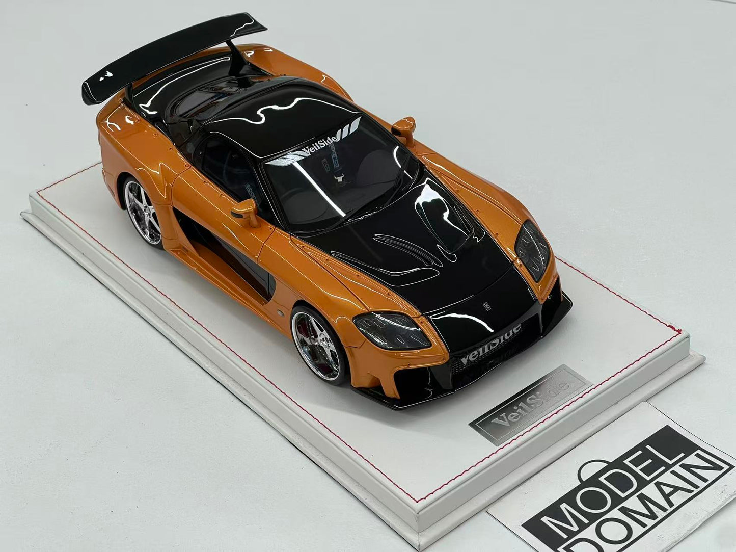 ONE MODEL 1:18 Mazda RX-7 (FD3S) VeilSide Fortune — Orange/Black Resin Model