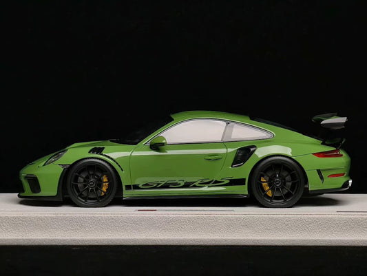 Make Up 1/18 Porsche 911 GT3 RS Resin Model Exclusive Edition