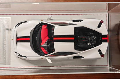 DM Model 1/18 Ferrari 488 Pista Fully Open Resin White 05/10