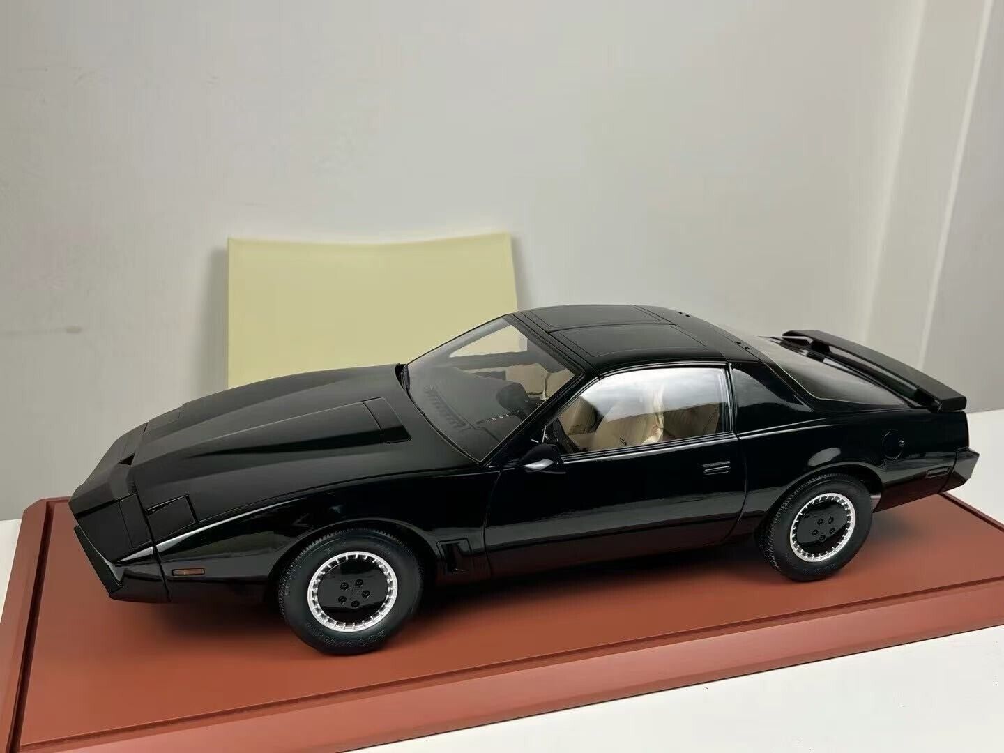 DeAgostini 1:8 Knight Rider KITT – Professionally Built by Model Domain
