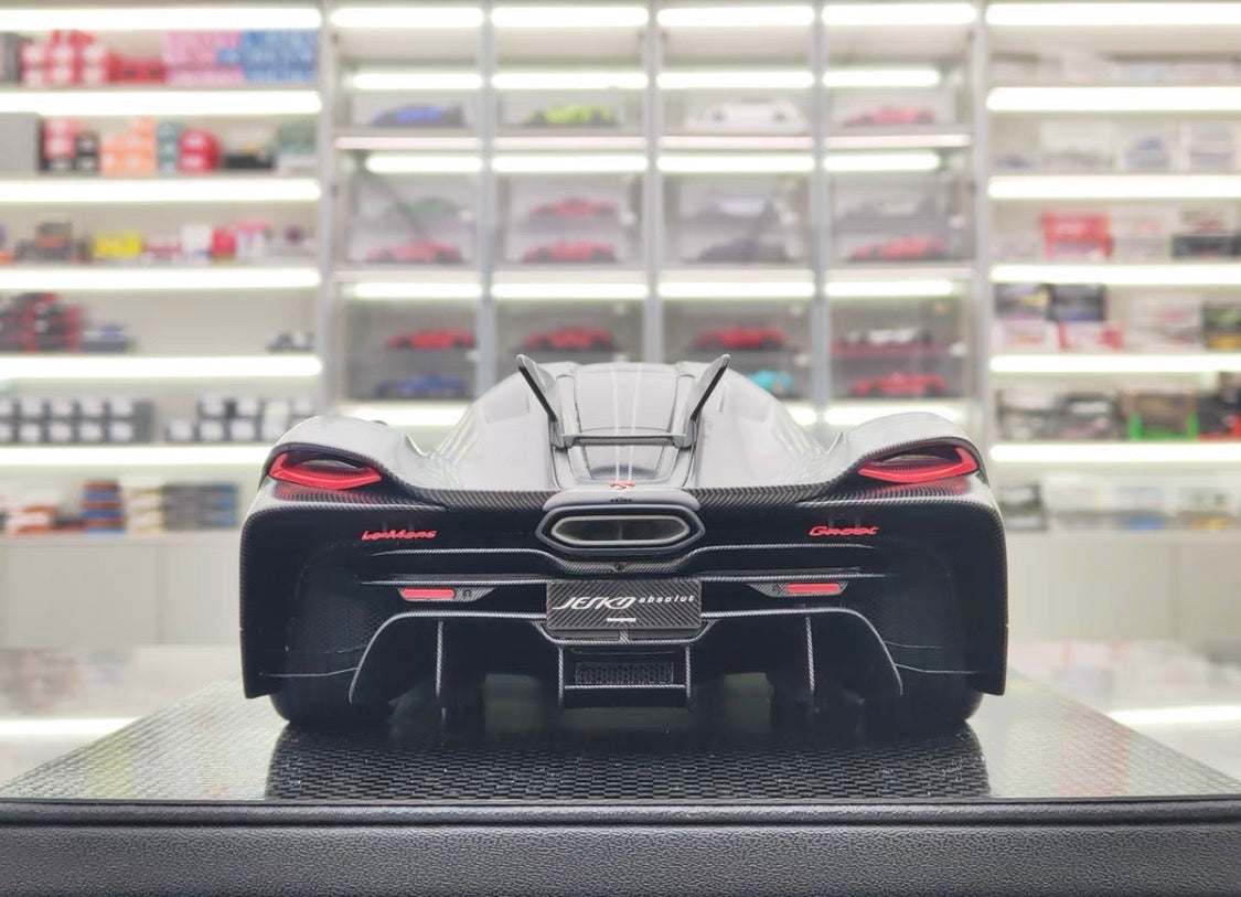 FA 1/18 Koenigsegg Jesko Full Carbon FA157
