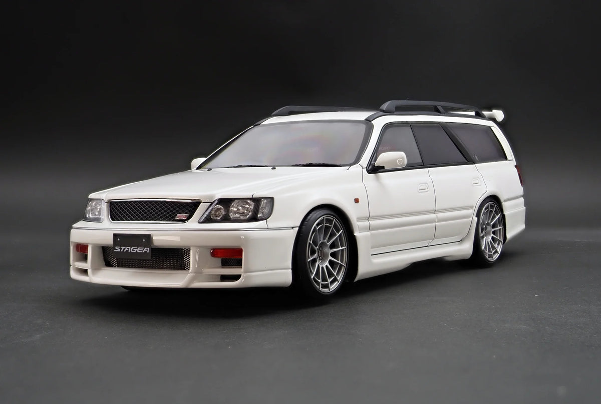 Ignition Model 1/18 Nissan Stagea 260RS (WGNC34) White RB26DETT