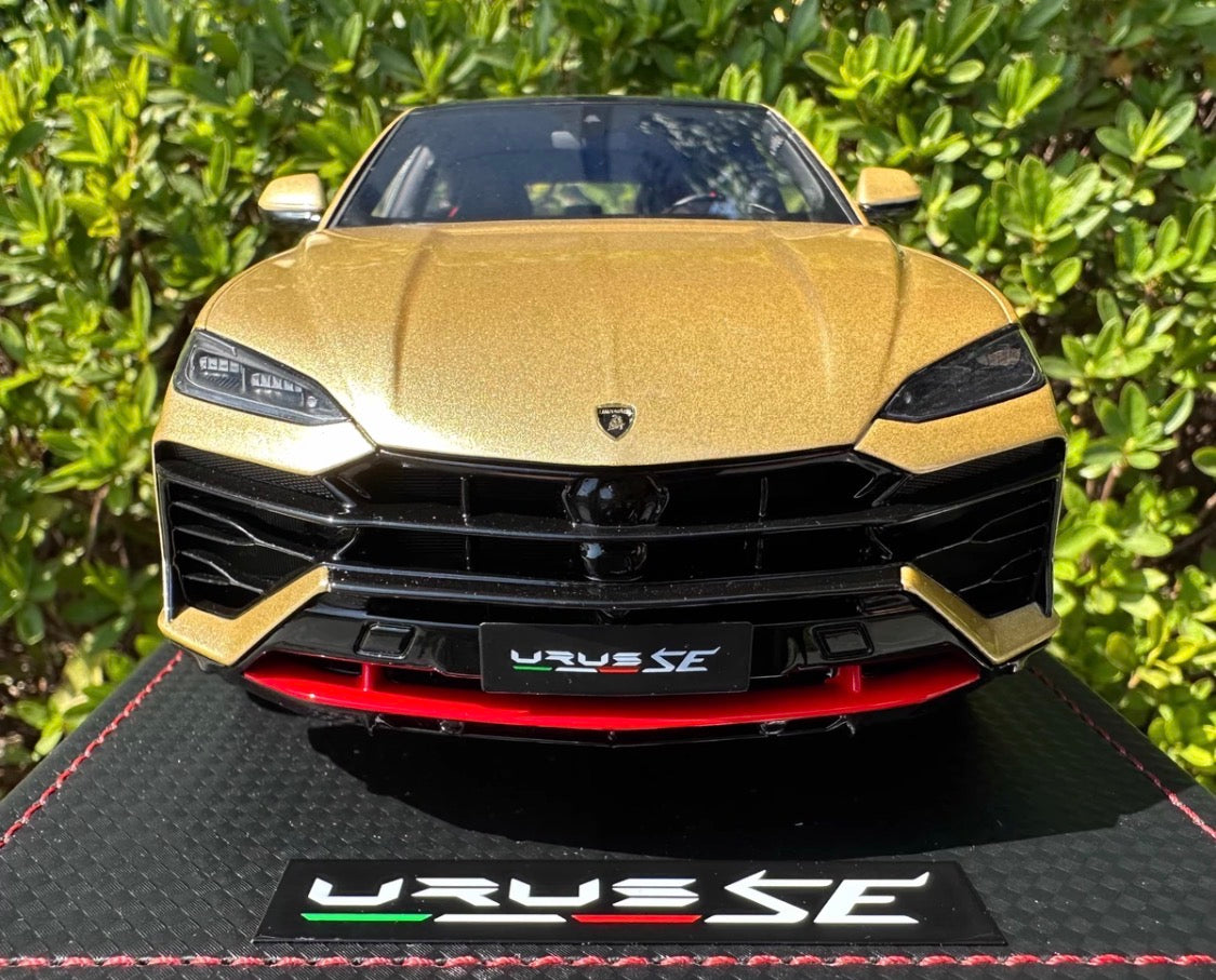 MR Collection Lamborghini Urus SE Gold Metallic 1/18 Resin Model