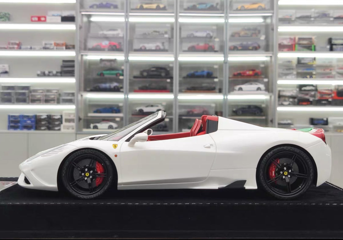 HH 1/18 Ferrari 458 Speciale Aperta Resin Model – Pearl White – HH335