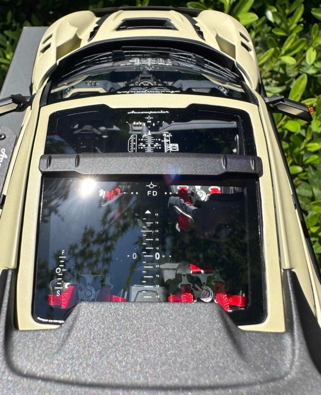 Dream Walkers 1/18 Ferrari Purosangue Widebody Resin Model Desert Sand Limited Edition
