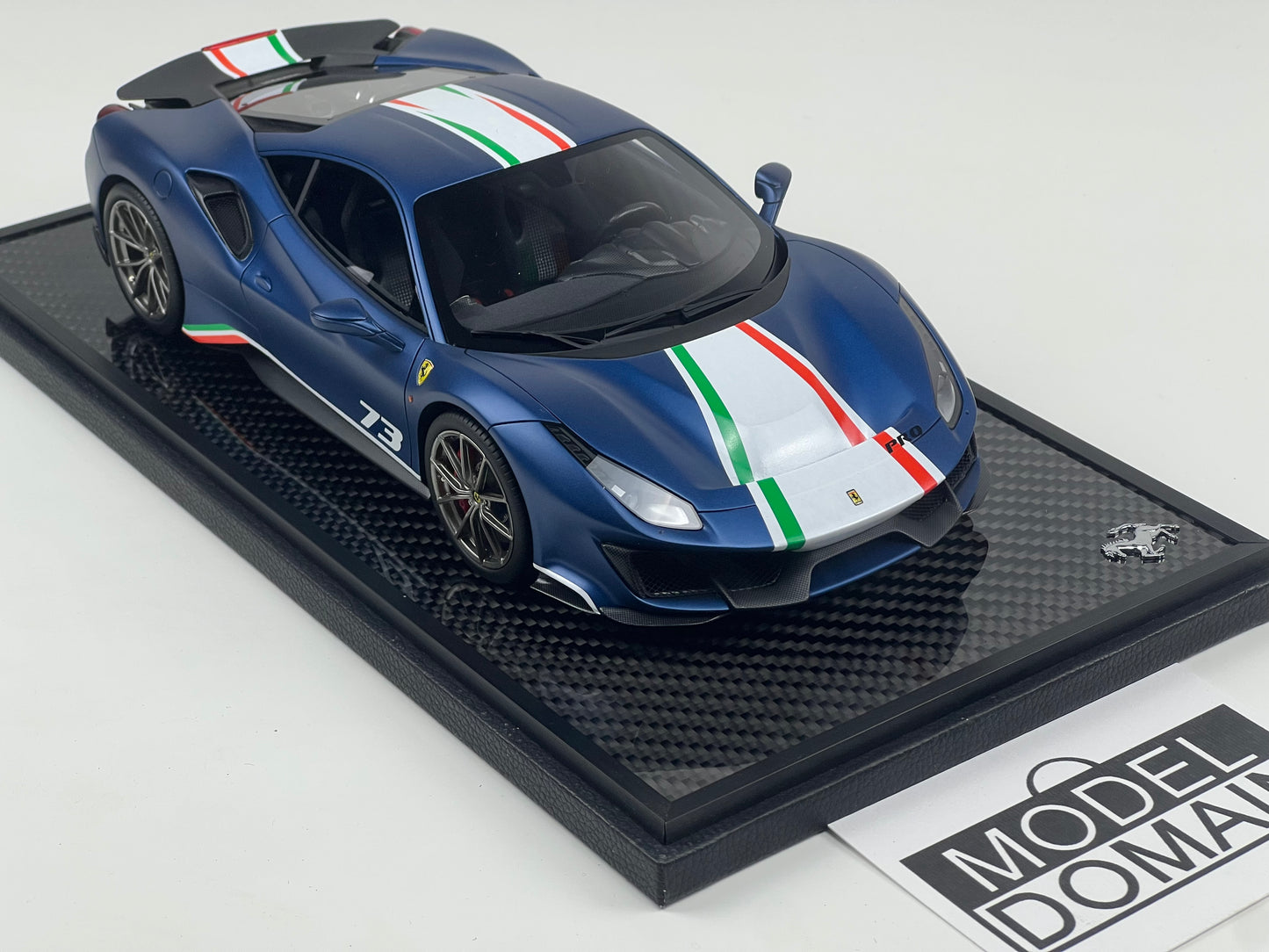 BBR 1/18 Ferrari 488 Pista Piloti Abu Dhabi Blue Limited 10pcs carbon base No 6