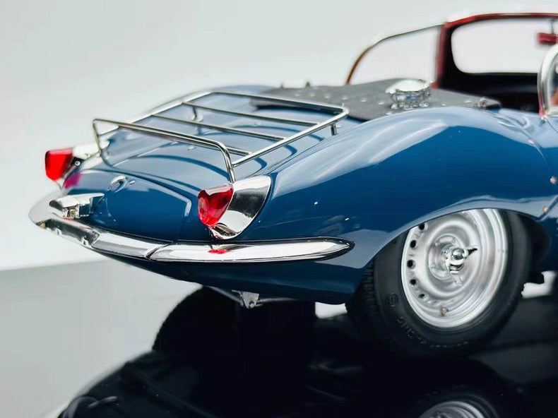 Amalgam 1/18 Jaguar XKSS Resin Model