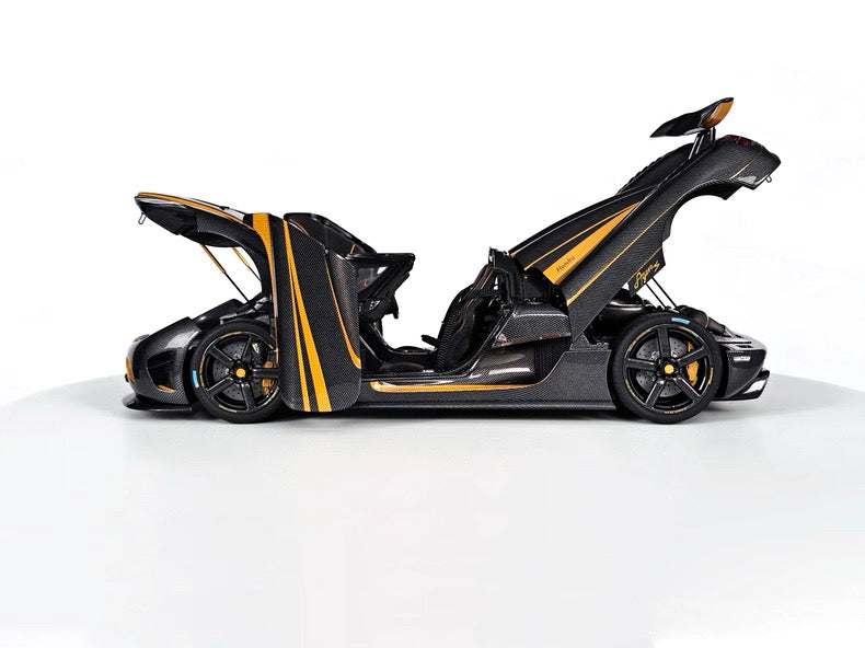Frontiart 1/18 Koenigsegg Agera S Hundra Carbon Gold Fully Opening Model