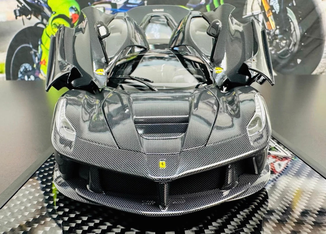 BBR Ferrari LaFerrari Full Carbon Fiber 1/18 Fully Opening Model