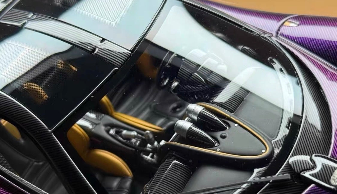 FuelMe 1/18 Pagani Huayra Dinastia China Dragon Chameleon Carbon #28/30