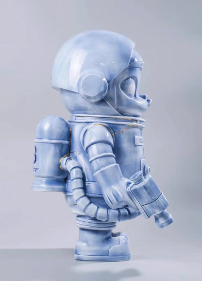 Pop Mart Mega Space Molly 1000% Pure Blue Ceramic Limited Edition 160pcs