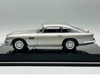 Amalgam 1/18 Aston Martin DB5 Vantage Resin Model