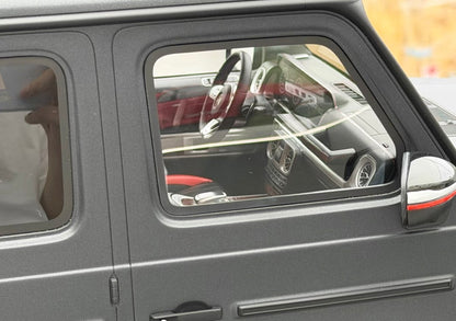 Minichamps 1/8 Mercedes-AMG G63 Resin Model Matte Black Limited Edition