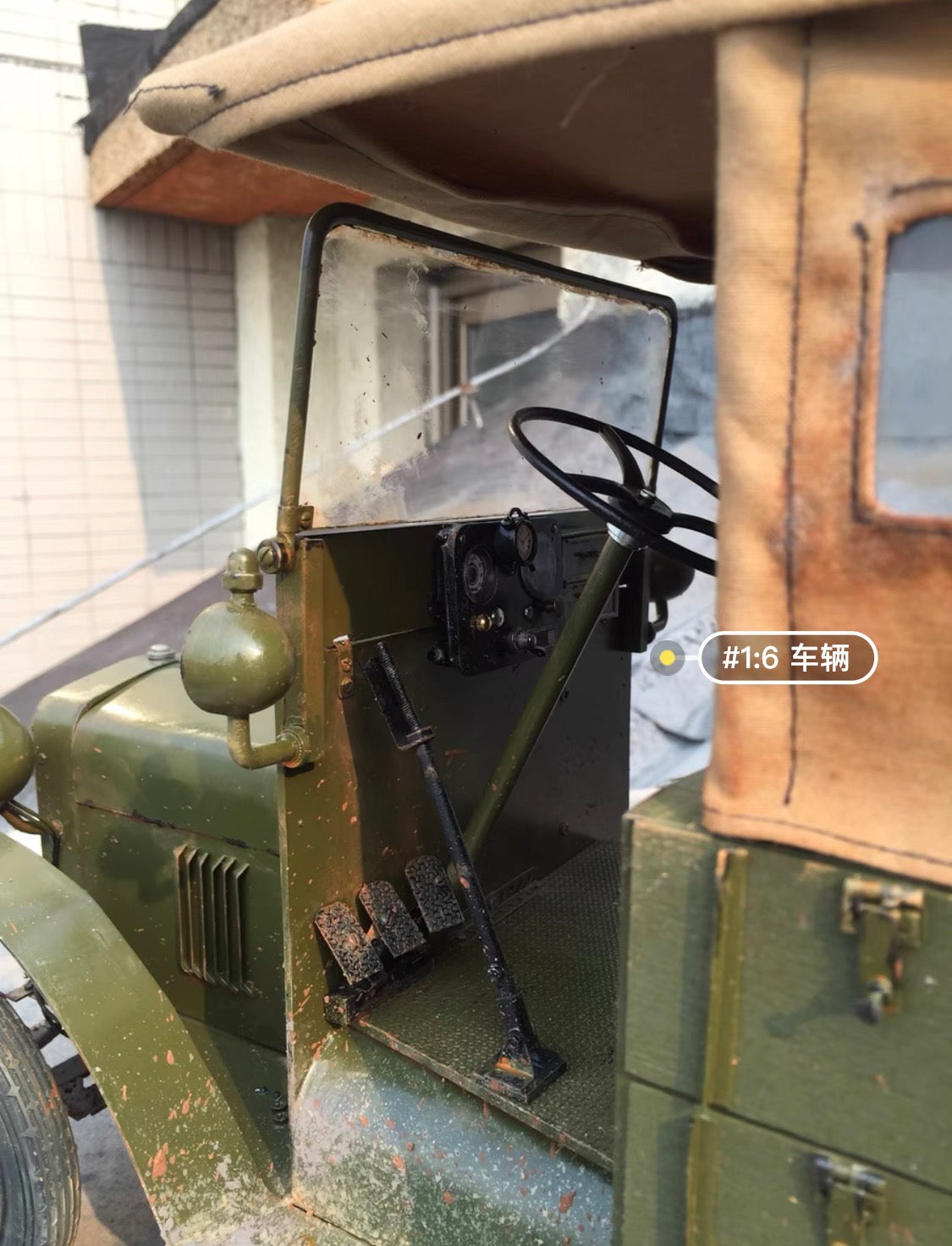 1/6 Scale WWII U.S. Ford Military Truck Model