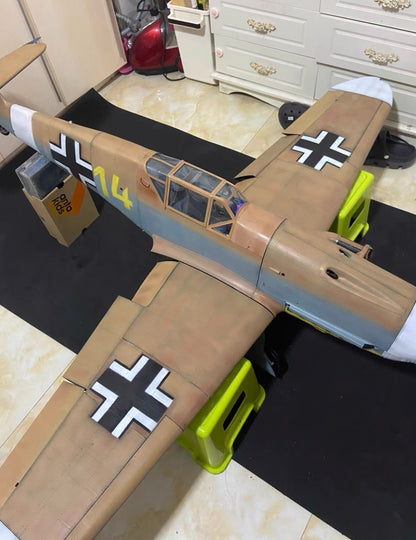 Pre-Order BF-109G-6 1/6 Scale Museum Display Cockpit Scene Hartmann / Galland Tribute Edition