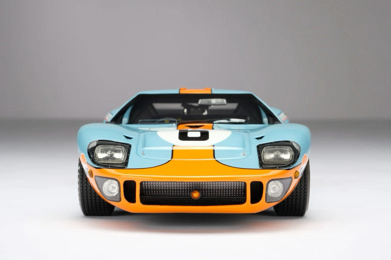 Amalgam 1/18 Ford GT40 1969 Le Mans Winner No.6 Gulf Livery Resin Model