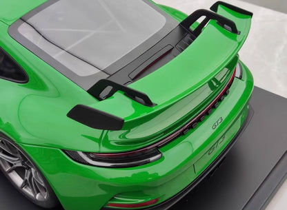 GT Spirit 1/8 Porsche 911 (992) GT3 Green Limited Edition GTS801601