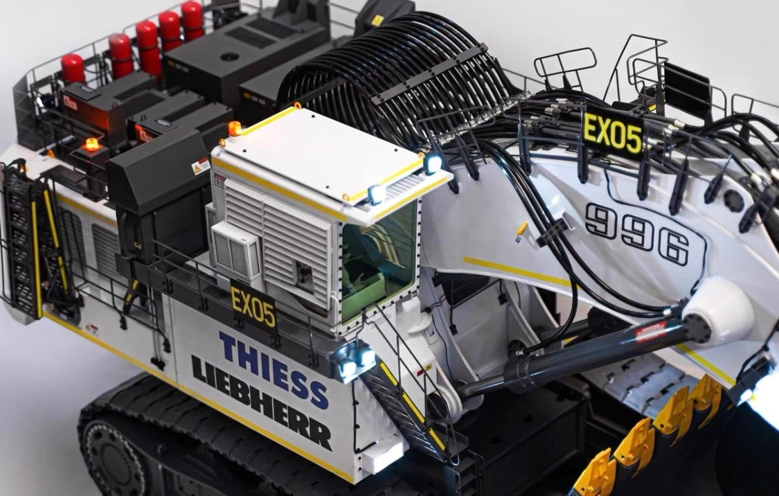HUINA 1/20 Liebherr R996 Hydraulic Excavator Ready-To-Run Custom Edition