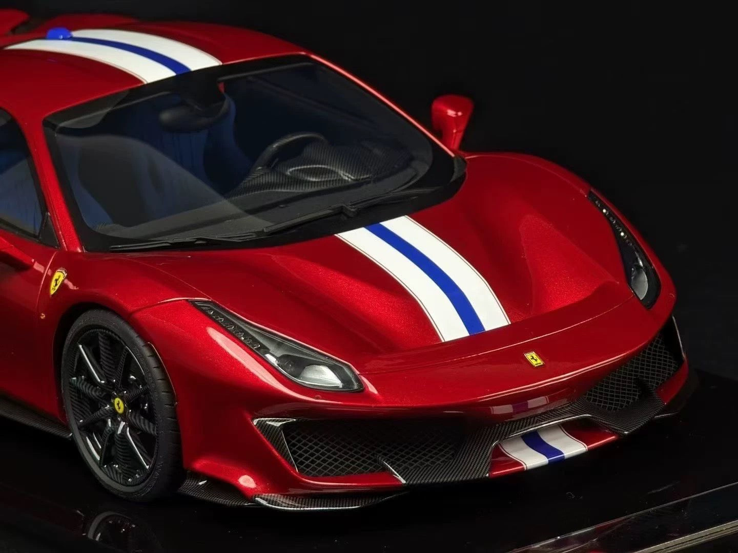 Amalgam 1/18 Ferrari 488 Pista Rosso Corsa Resin Model