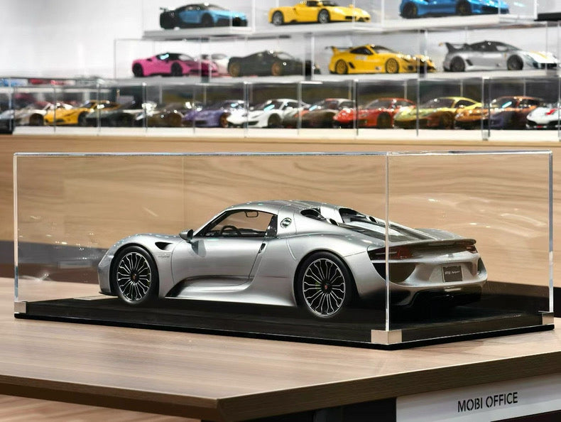 HH Model 1:8 Porsche 918 Spyder Liquid Silver Resin Model with Display Case