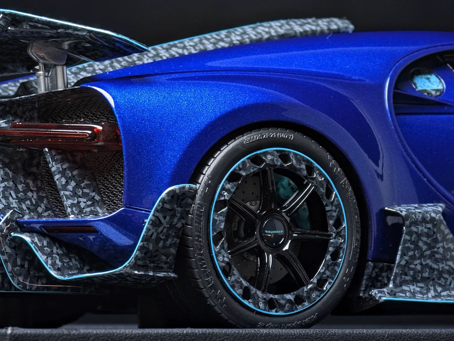 Mansory 1/18 Lamborghini Urus Venatus Resin Model
