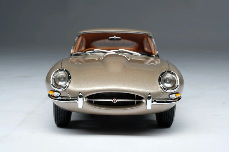 Amalgam 1/18 Jaguar E-Type Coupe Resin Model